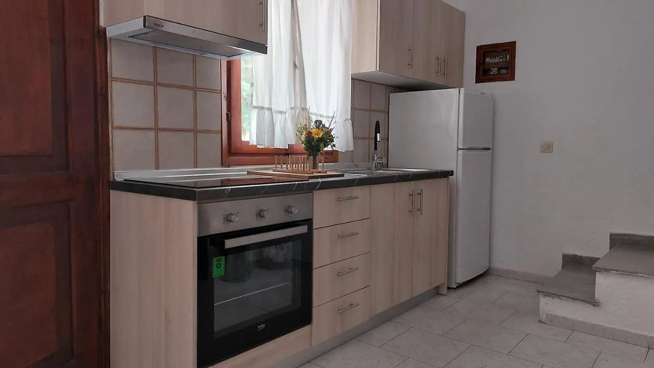Alexandra Apartments Skála Foúrkas