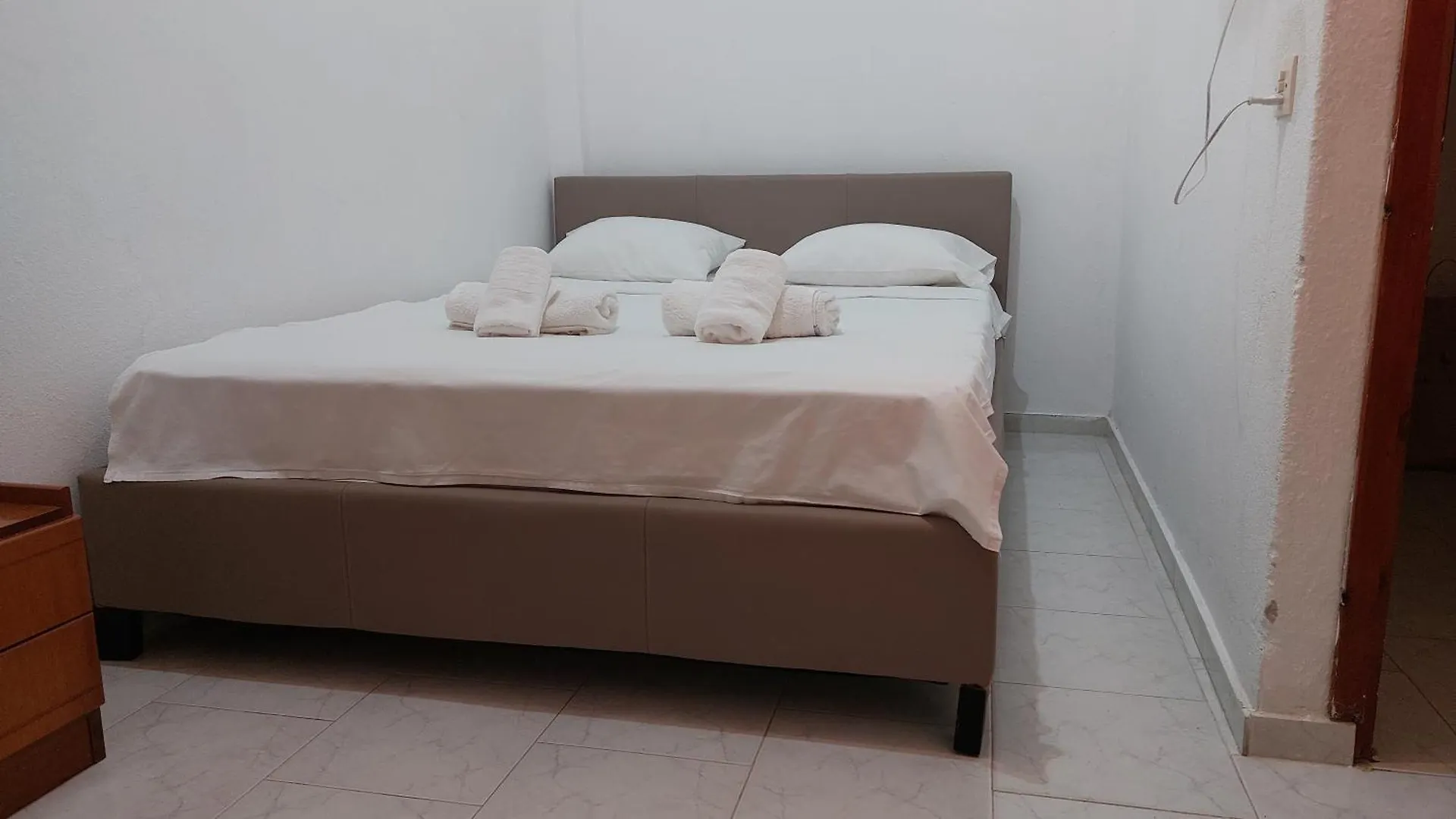 Alexandra Apartments Skála Foúrkas